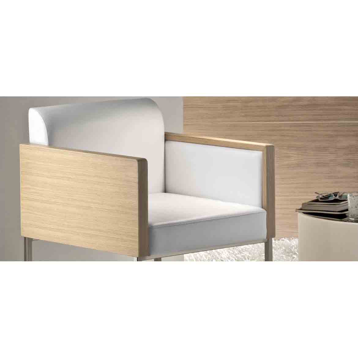 Box 402 lounge chair