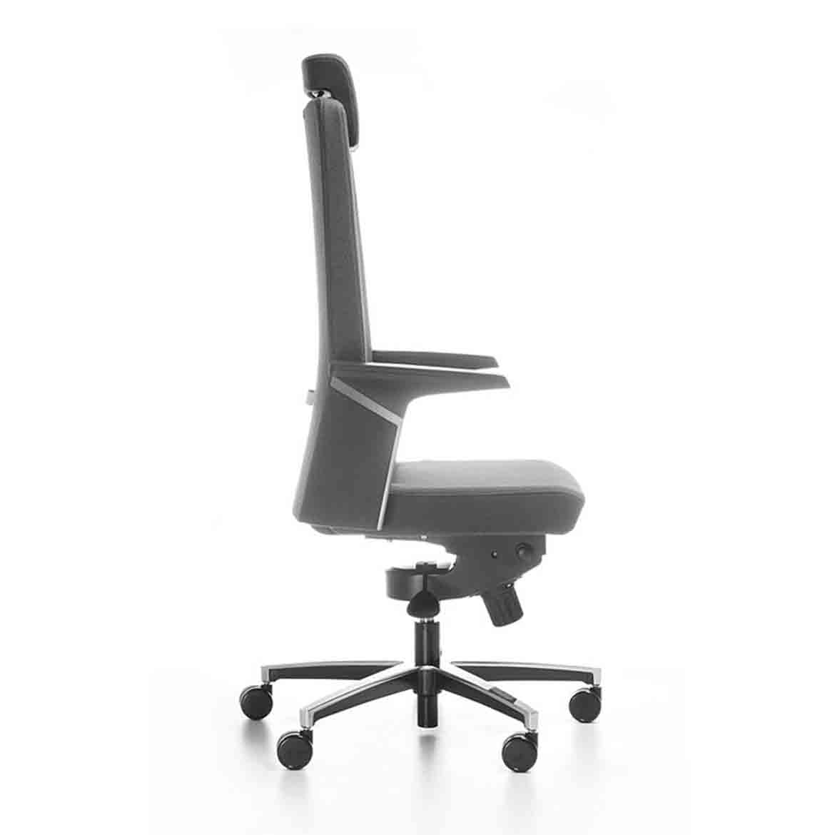 CEO 902 swivel chair