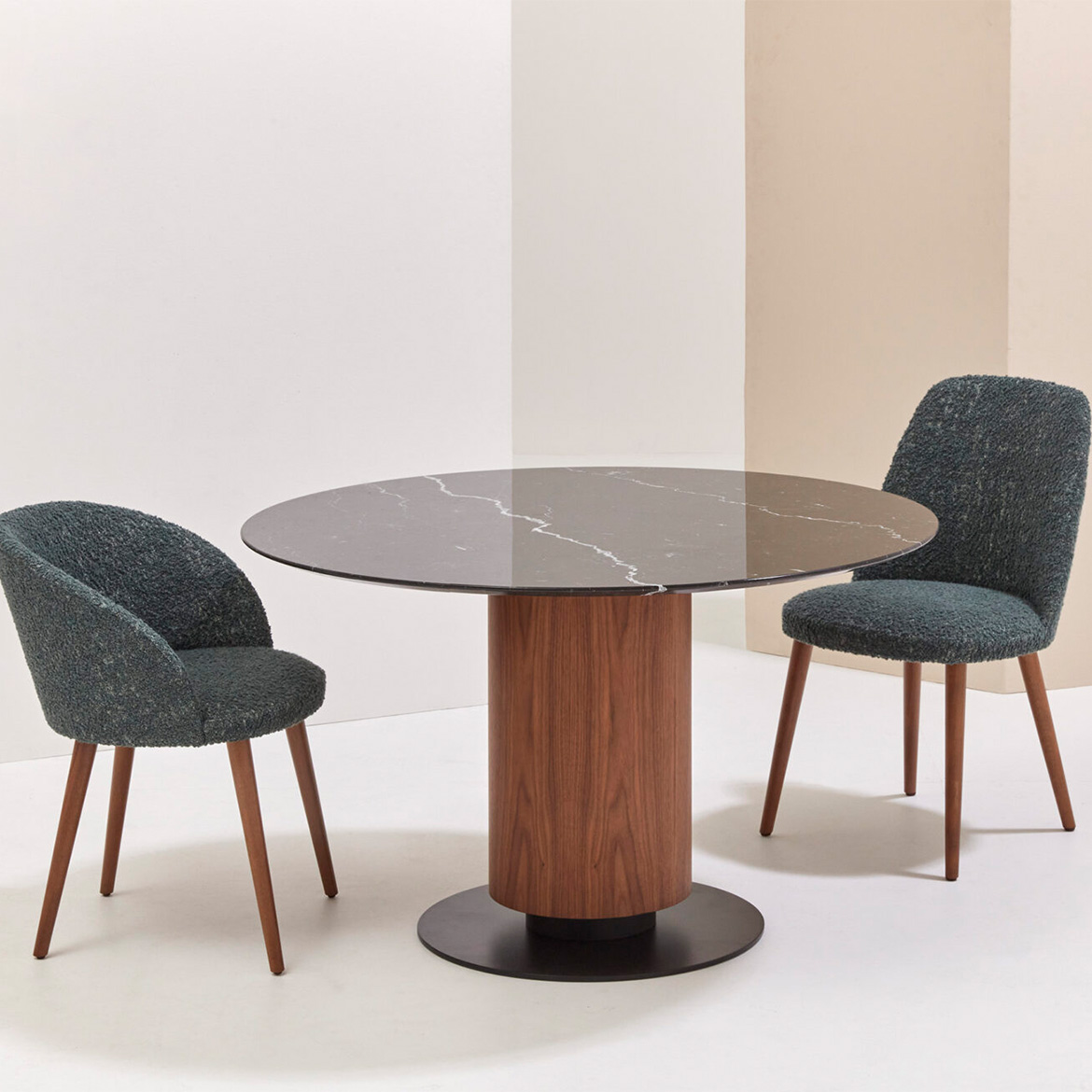Colonna 609 asztal