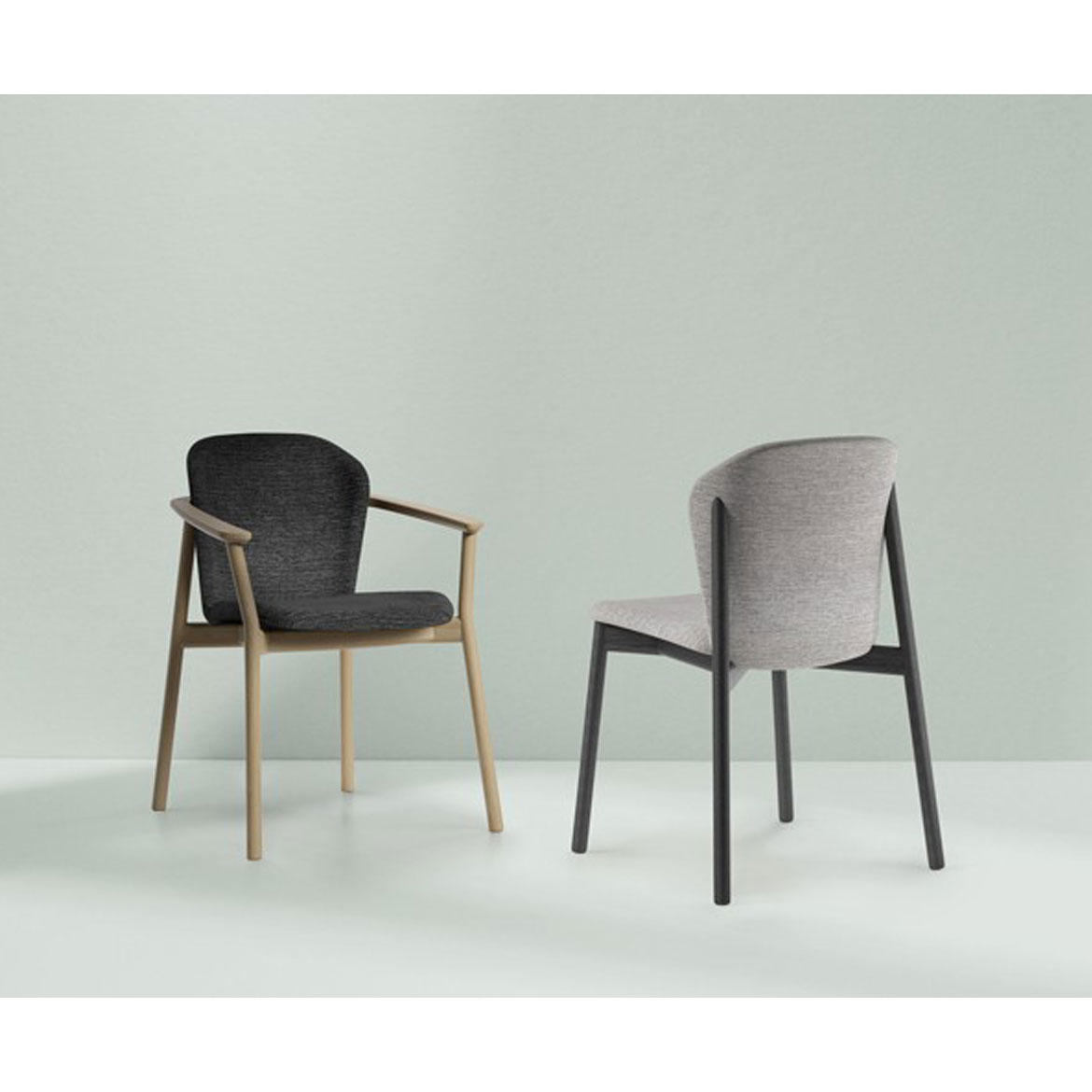 Finn 102 chair