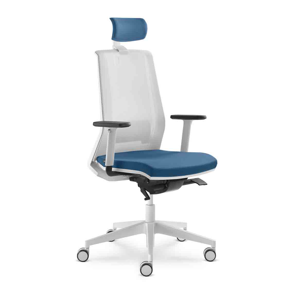 Look 902 swivel chair