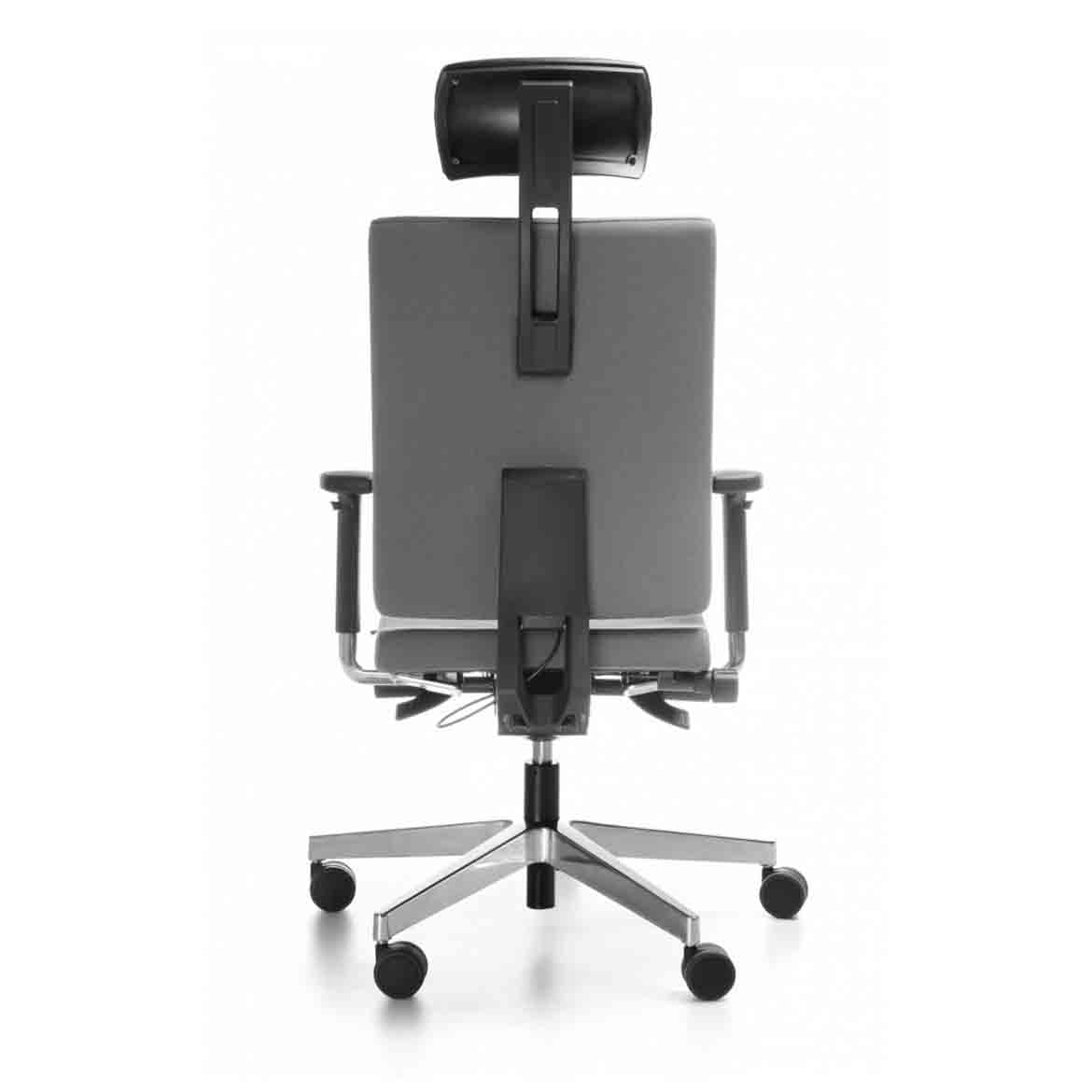 Mate 902 swivel chair