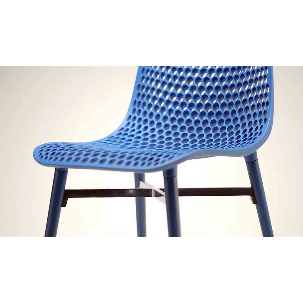 Next 103 chair