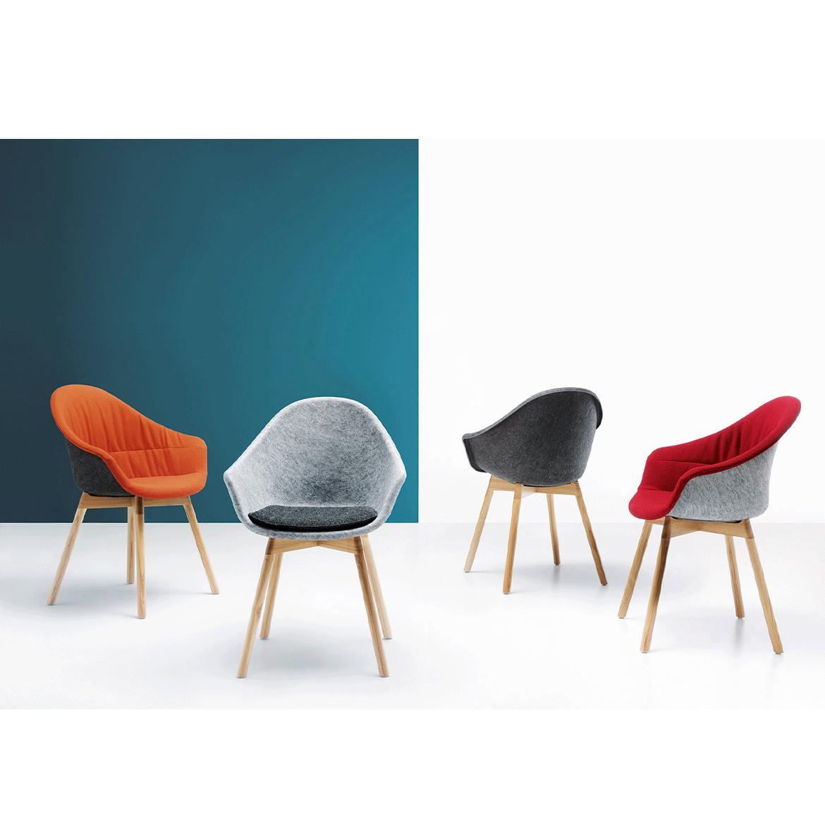 Mamu 402 armchair