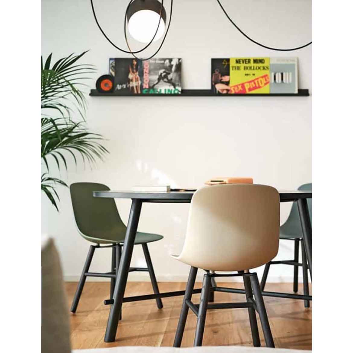 Pure loop 103 chair