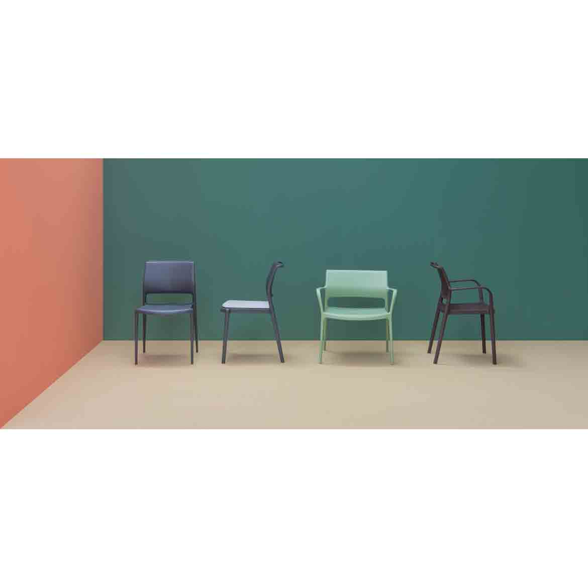 Ara 315 armchair