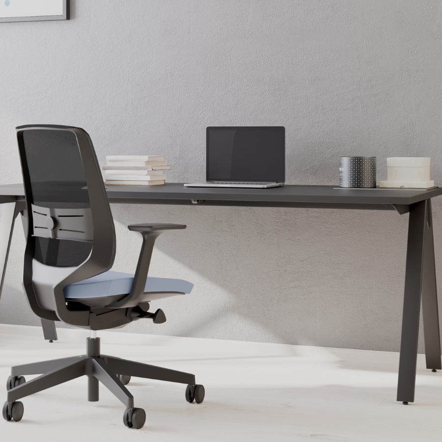 Multibase A 605 asztal