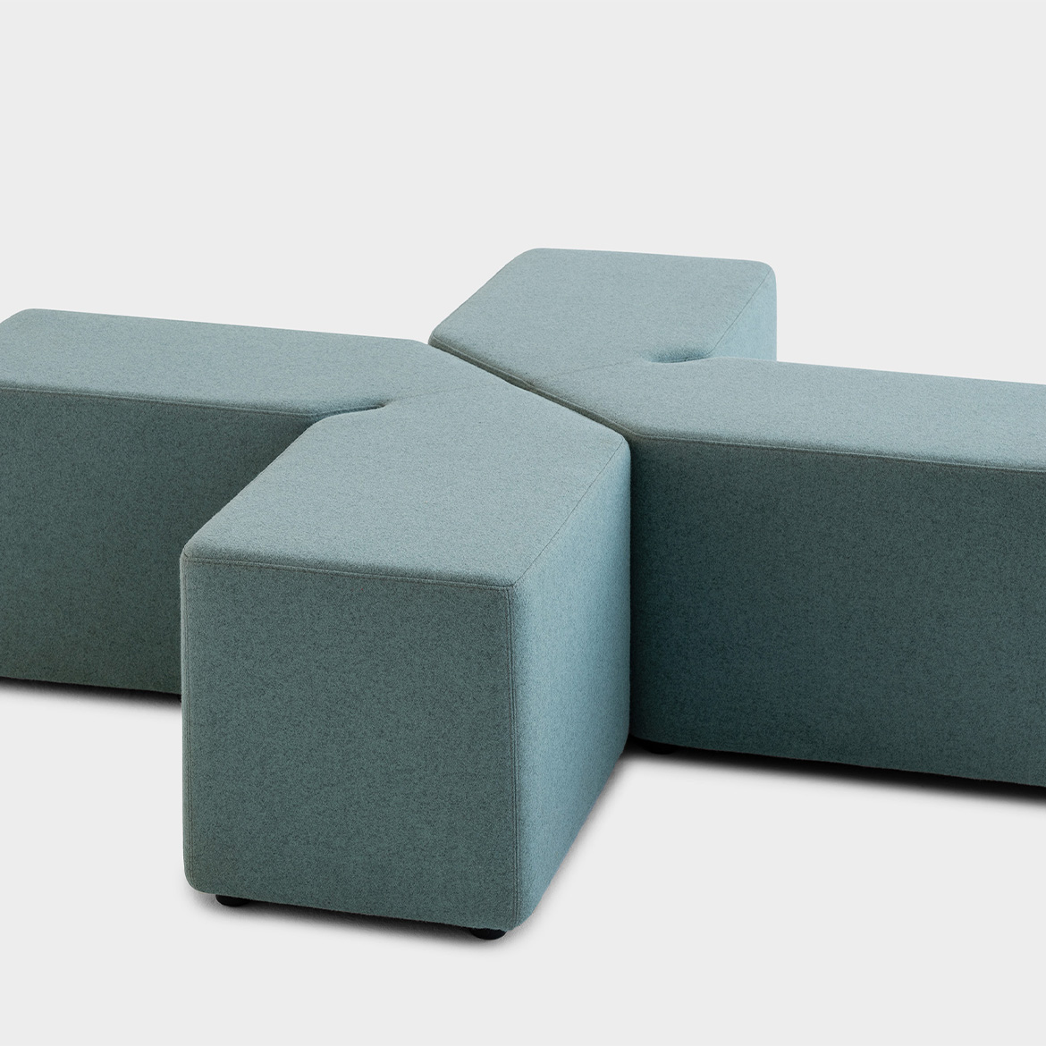 Plus 502 modular poufs