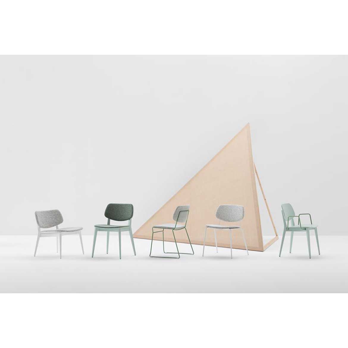 Doll Wood 101 chair