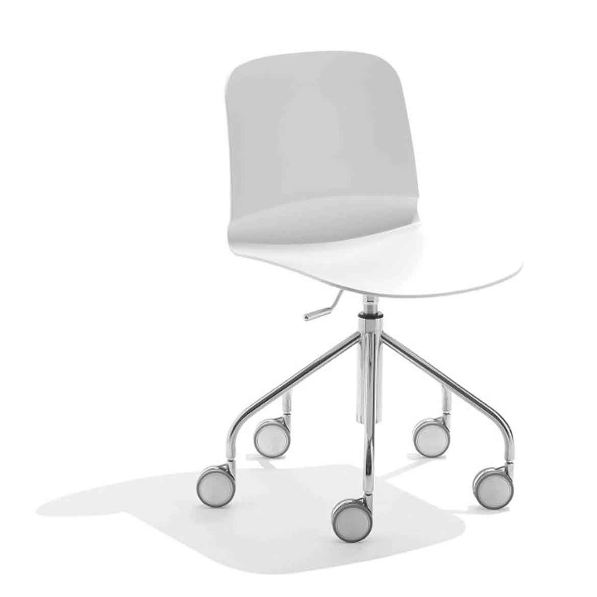 Liu 808 visitor chair