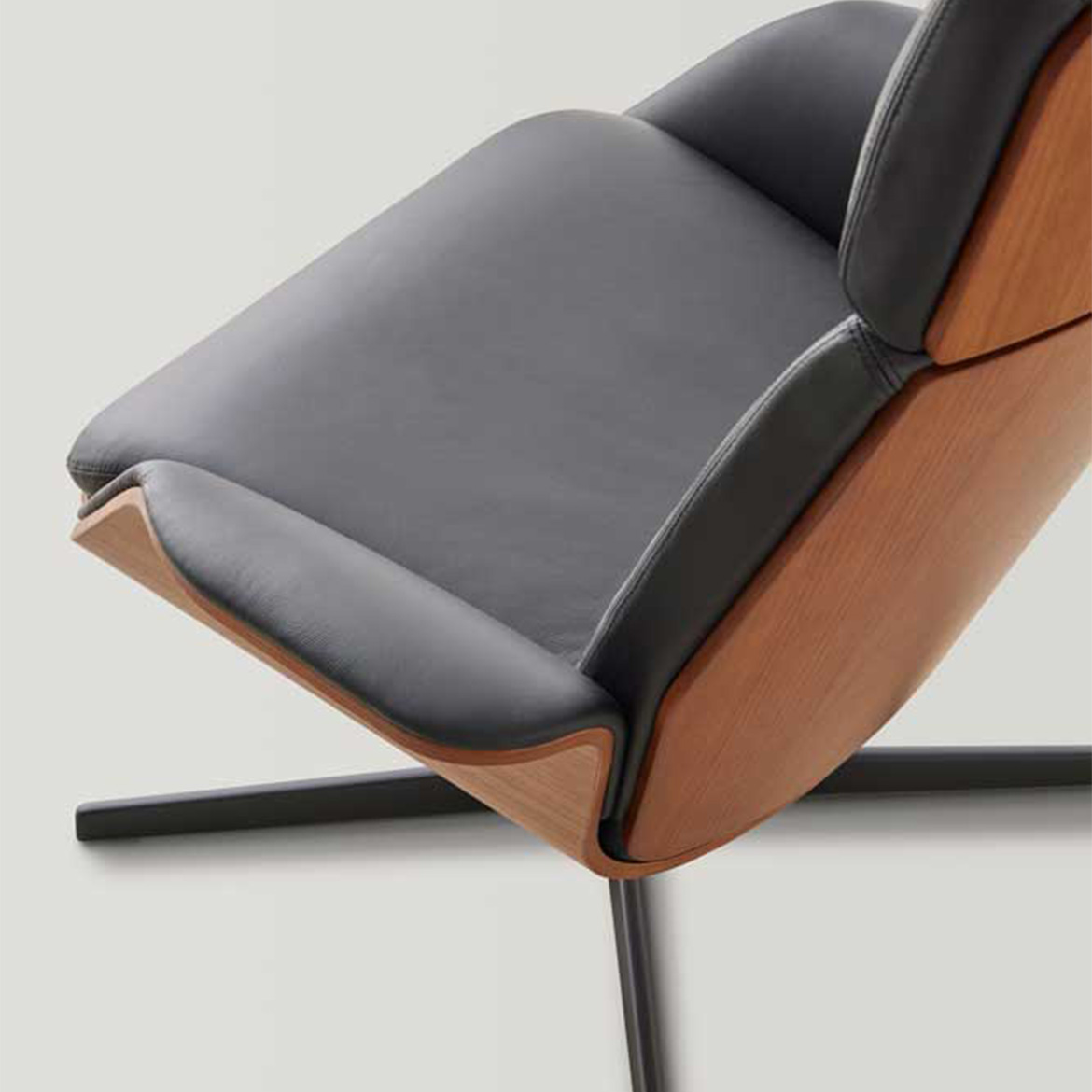 Rever 402 lounge chair
